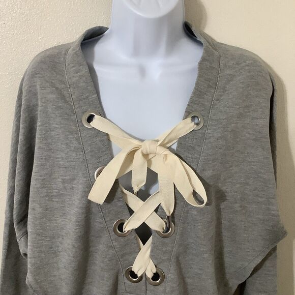 Active USA Grey Minimalist Clean Girl Influencer Lace Up Oversized Sweater Small - Picture 2 of 11